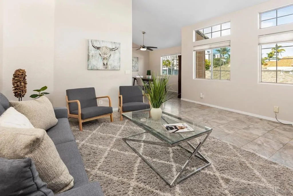3635 3rd  home-pic-4
