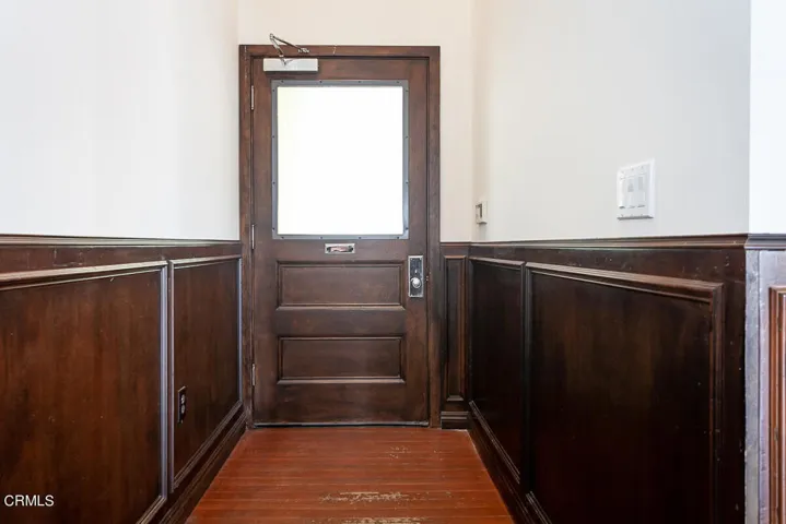 257 S. Spring St.-10