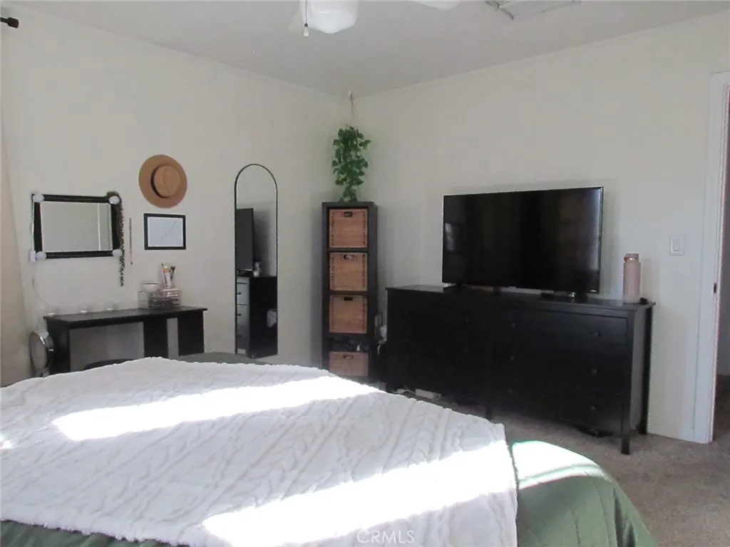 1923 E Terrace, Fresno, California 93703 home-pic-22