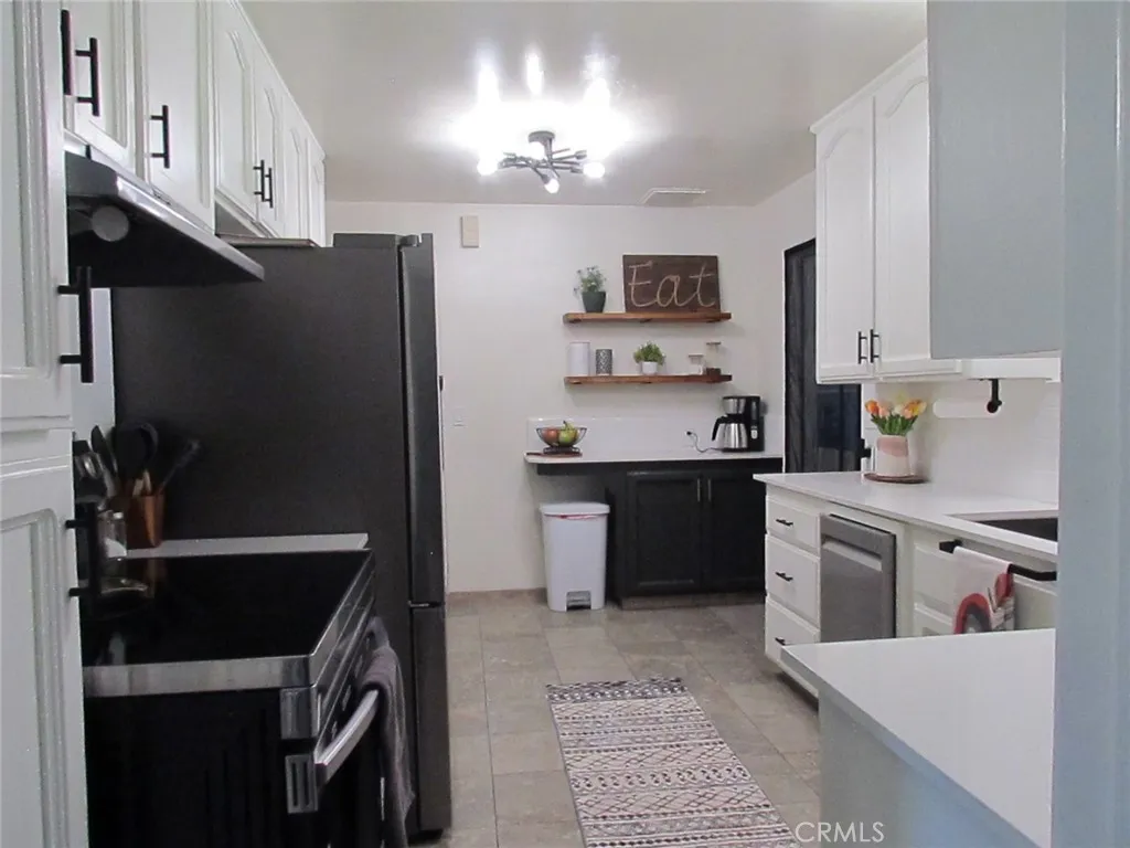 1923 E Terrace, Fresno, California 93703 home-pic-14