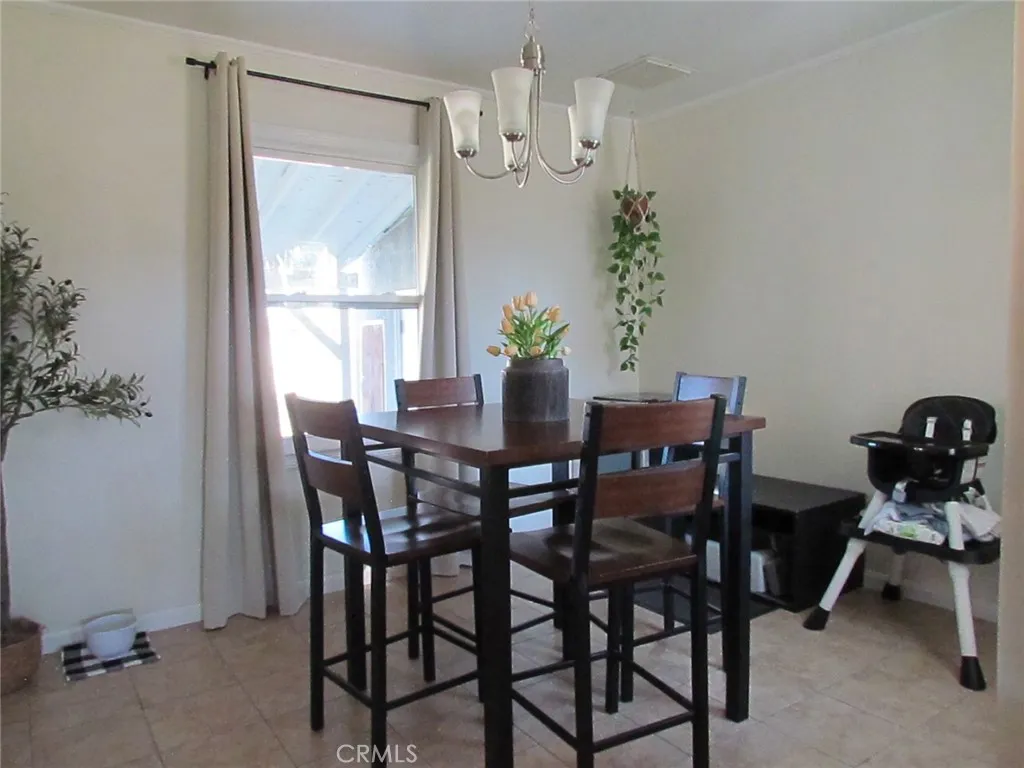 1923 E Terrace, Fresno, California 93703 home-pic-9