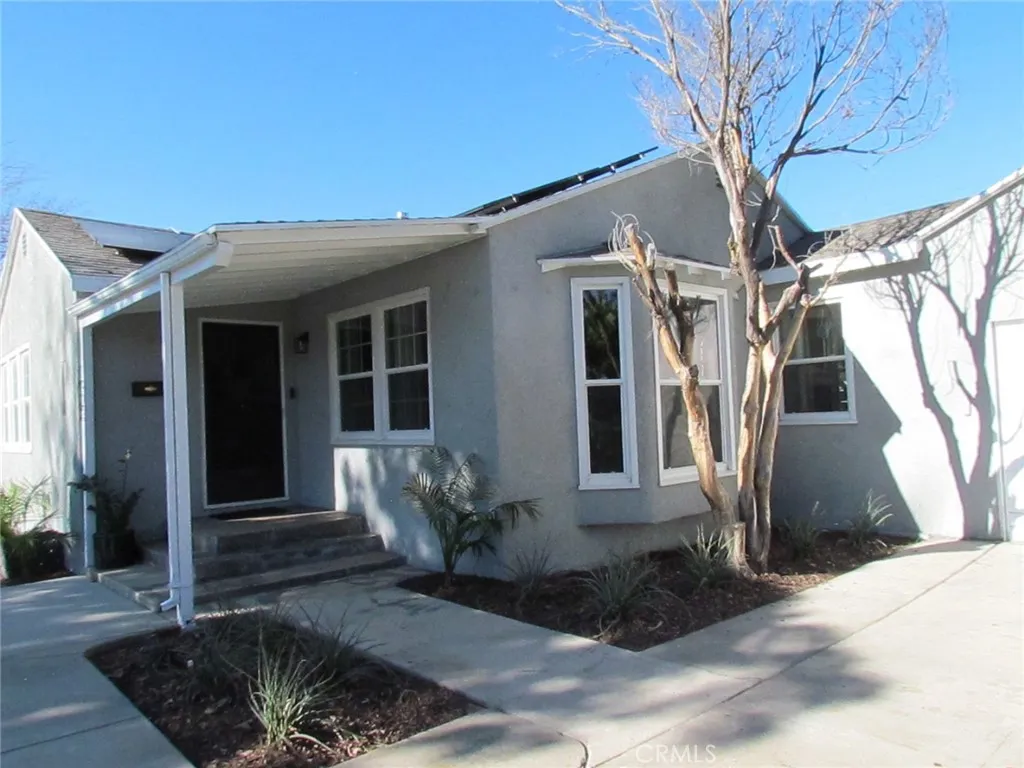 1923 E Terrace, Fresno, California 93703 home-pic-3