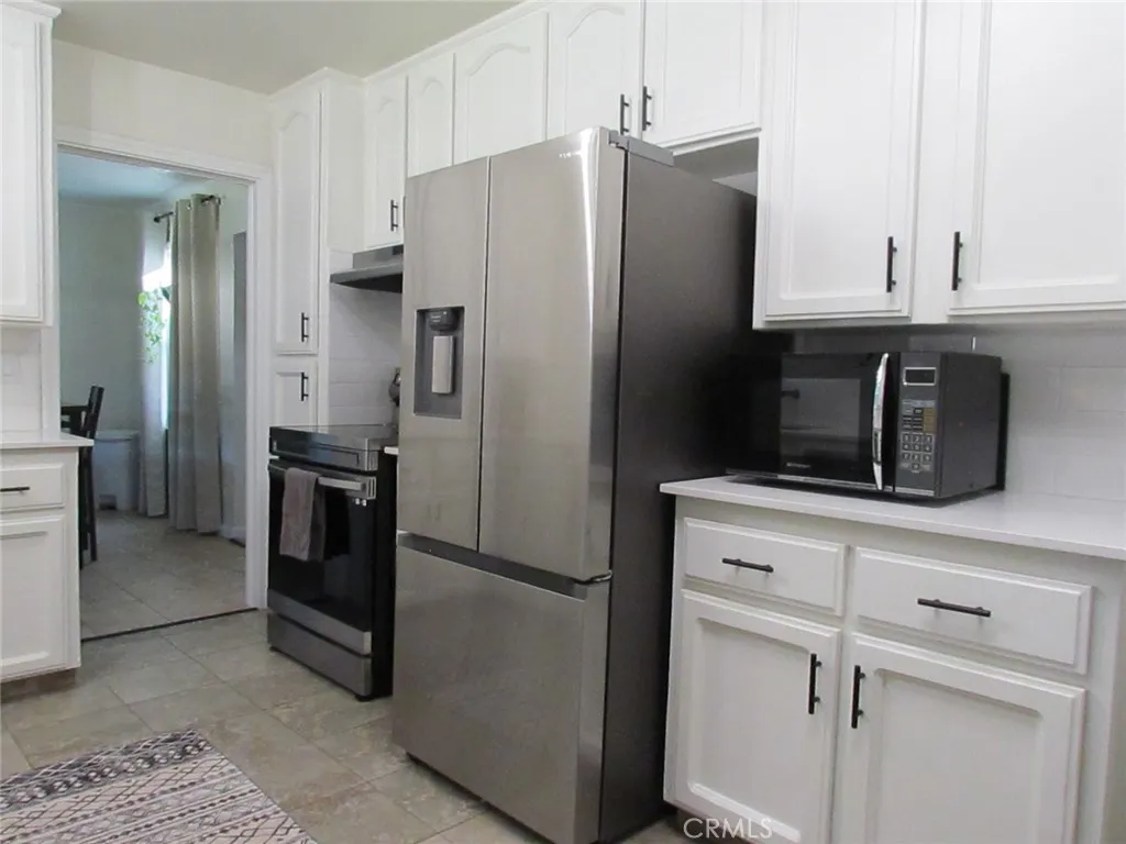 1923 E Terrace, Fresno, California 93703 home-pic-13
