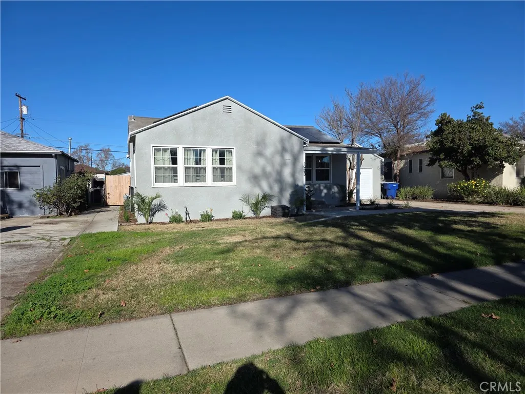 1923 E Terrace, Fresno, California 93703 home-pic-2