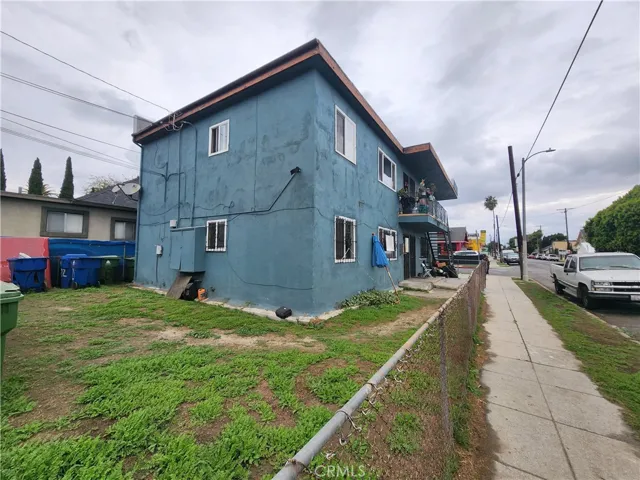 Yard space could be a community garden, BBQ area, area to build storage sheds, anything you can think of that the City of Los Angeles may Permit