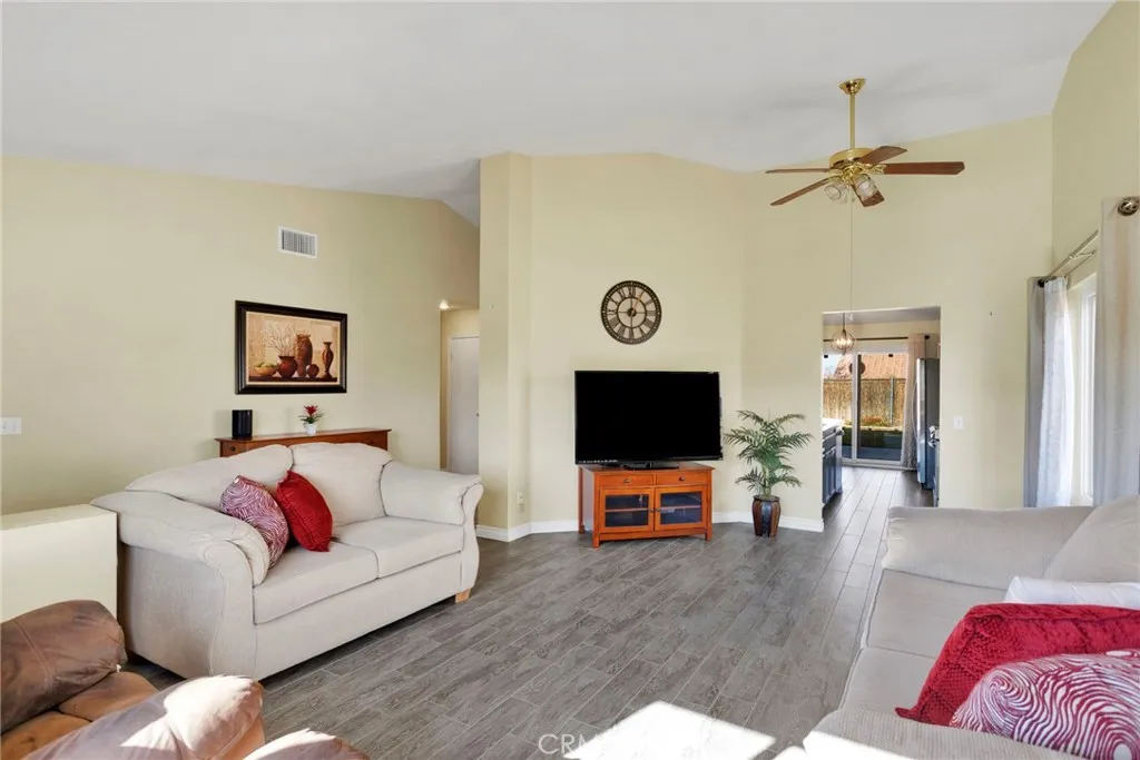 11224 Westbrook Drive, Adelanto, California 92301 home-pic-37