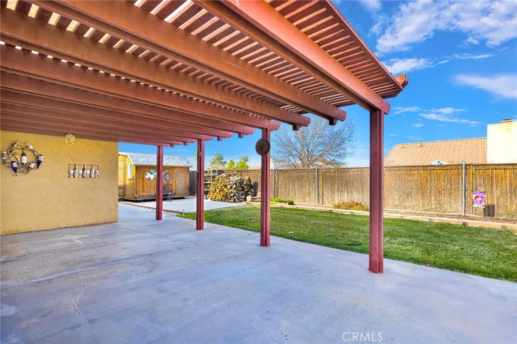 11224 Westbrook Drive, Adelanto, California 92301 home-pic-11