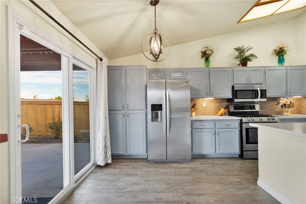 11224 Westbrook Drive, Adelanto, California 92301 home-pic-44