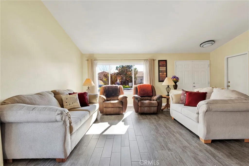 11224 Westbrook Drive, Adelanto, California 92301 home-pic-35