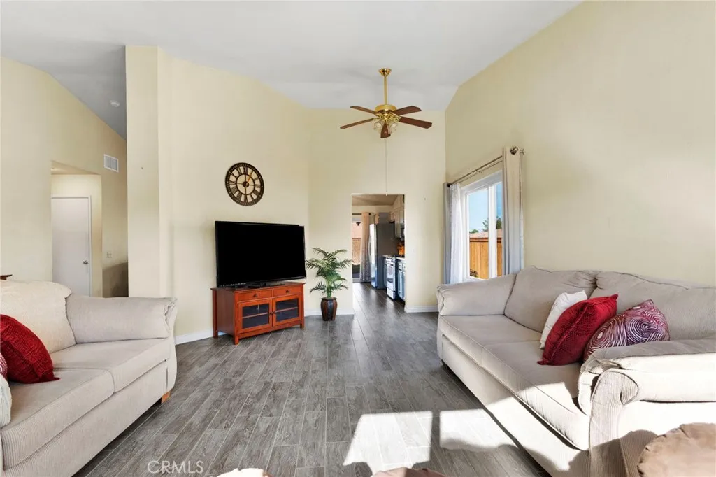 11224 Westbrook Drive, Adelanto, California 92301 home-pic-36