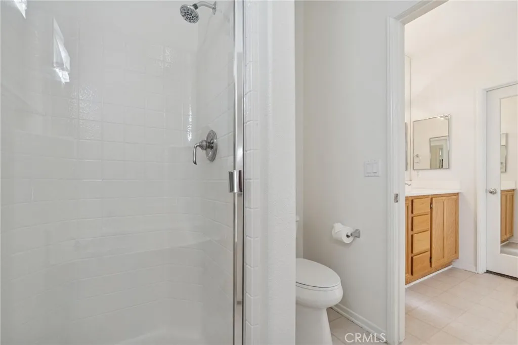 28025 Dickason, Valencia, California 91354 home-pic-23