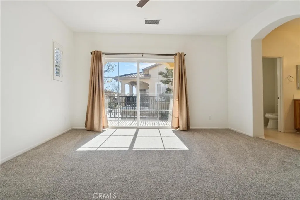 28025 Dickason, Valencia, California 91354 home-pic-20