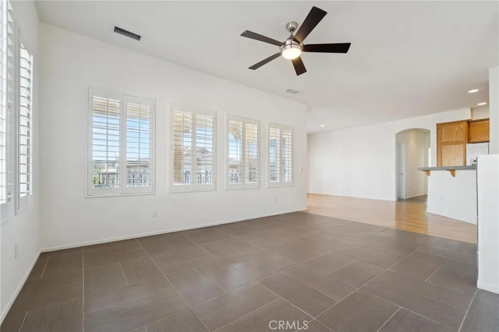 28025 Dickason, Valencia, California 91354 home-pic-7