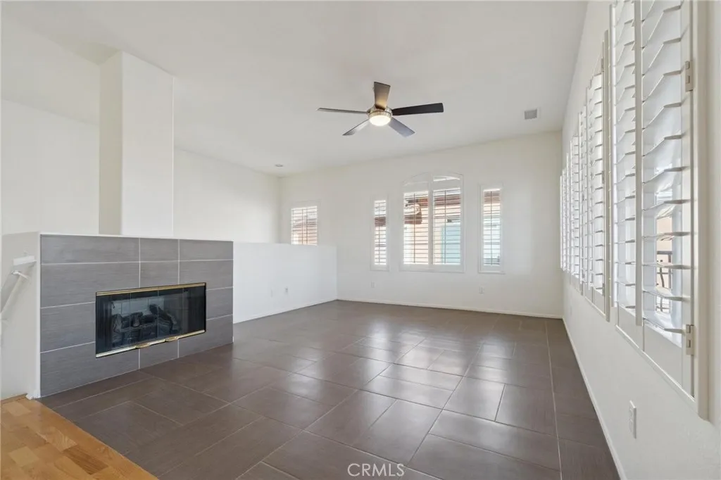 28025 Dickason, Valencia, California 91354 home-pic-6