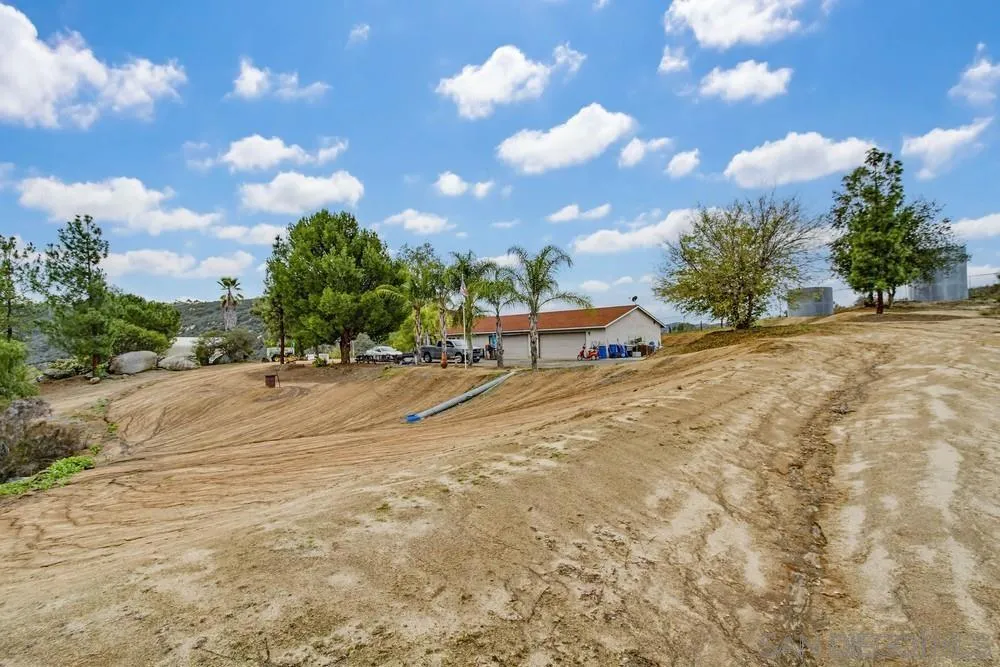 1478 Peutz Valley Rd, Alpine, California 91901 home-pic-27