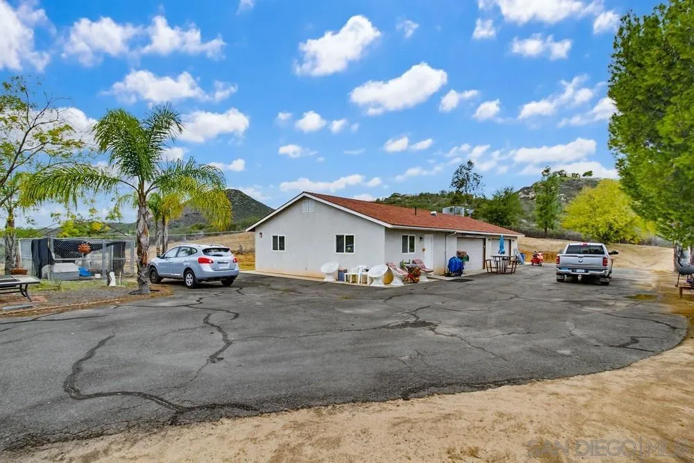1478 Peutz Valley Rd, Alpine, California 91901 home-pic-6