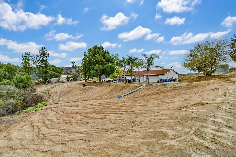 1478 Peutz Valley Rd, Alpine, California 91901 home-pic-25