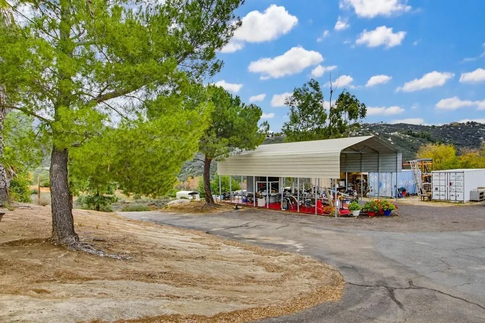 1478 Peutz Valley Rd, Alpine, California 91901 home-pic-34