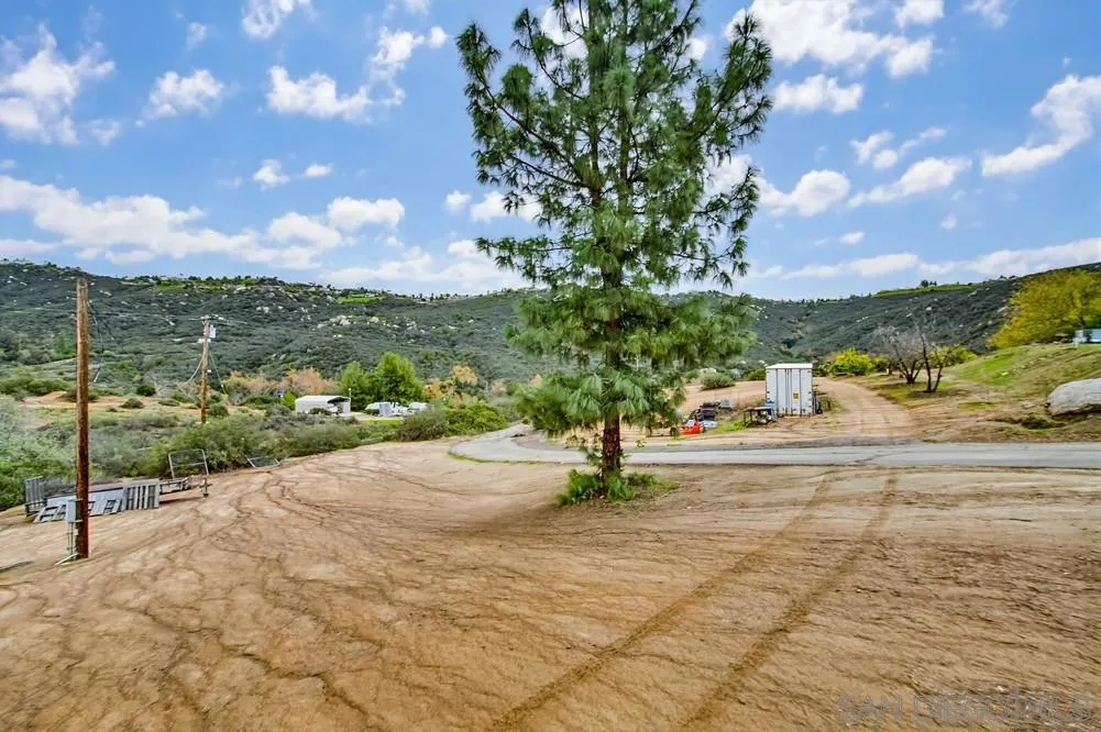 1478 Peutz Valley Rd, Alpine, California 91901 home-pic-44