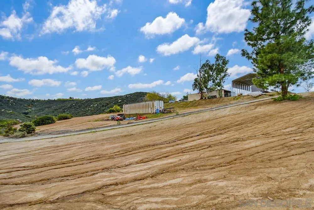 1478 Peutz Valley Rd, Alpine, California 91901 home-pic-47
