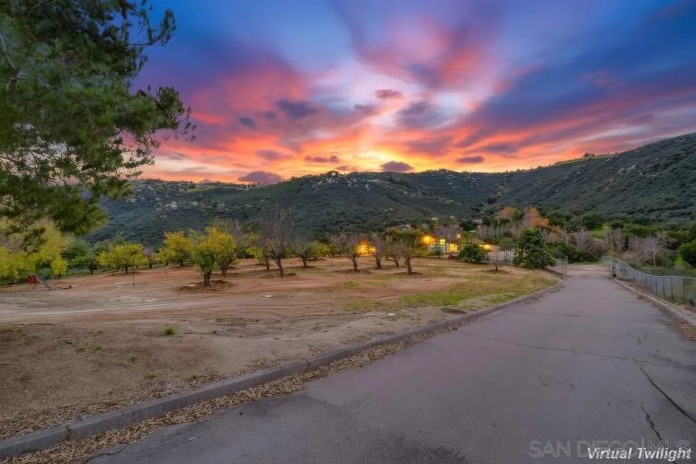 1478 Peutz Valley Rd, Alpine, California 91901 home-pic-1