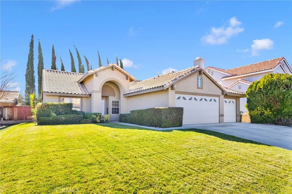 13181 High Desert Road, Victorville, California 92392 home-pic-3