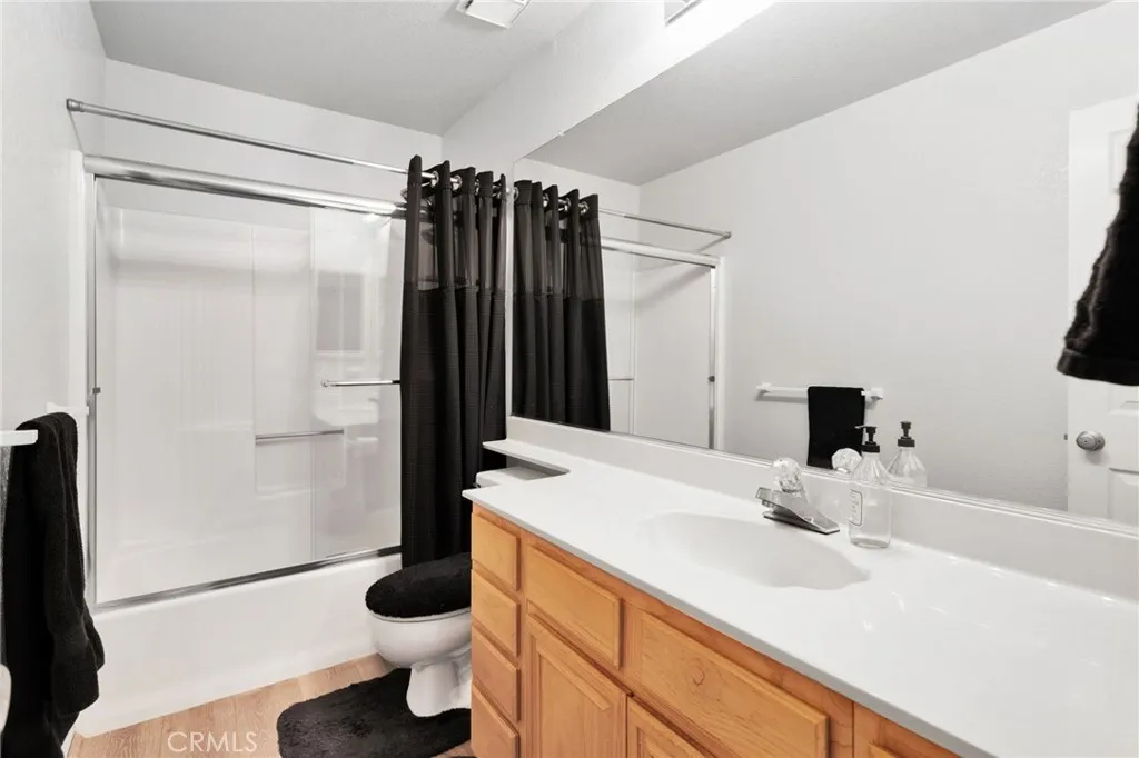 13181 High Desert Road, Victorville, California 92392 home-pic-24