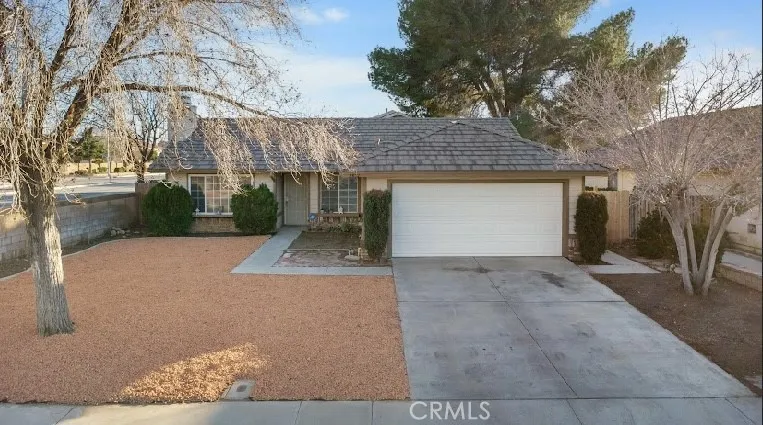2852 San Ramon, Lancaster, California 93535 home-pic-1