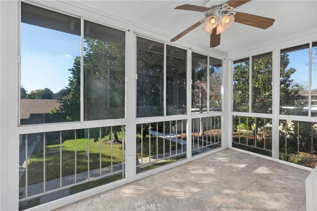 77 Calle Aragon Q, Laguna Woods, California 92637 home-pic-2