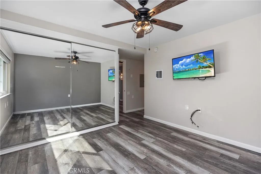 77 Calle Aragon Q, Laguna Woods, California 92637 home-pic-22