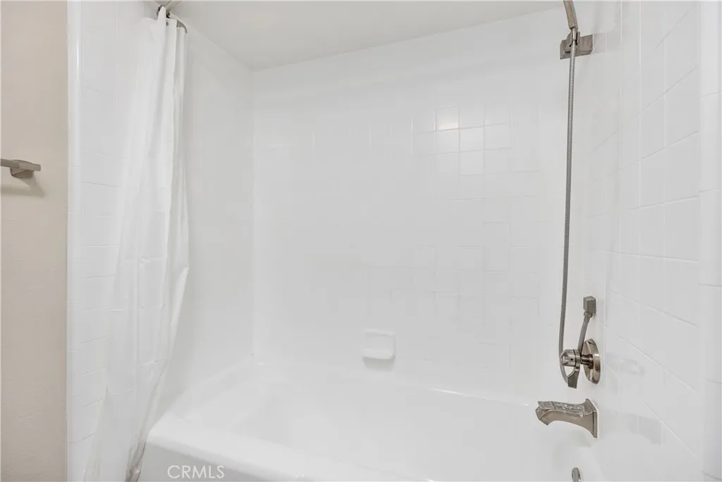 77 Calle Aragon Q, Laguna Woods, California 92637 home-pic-25