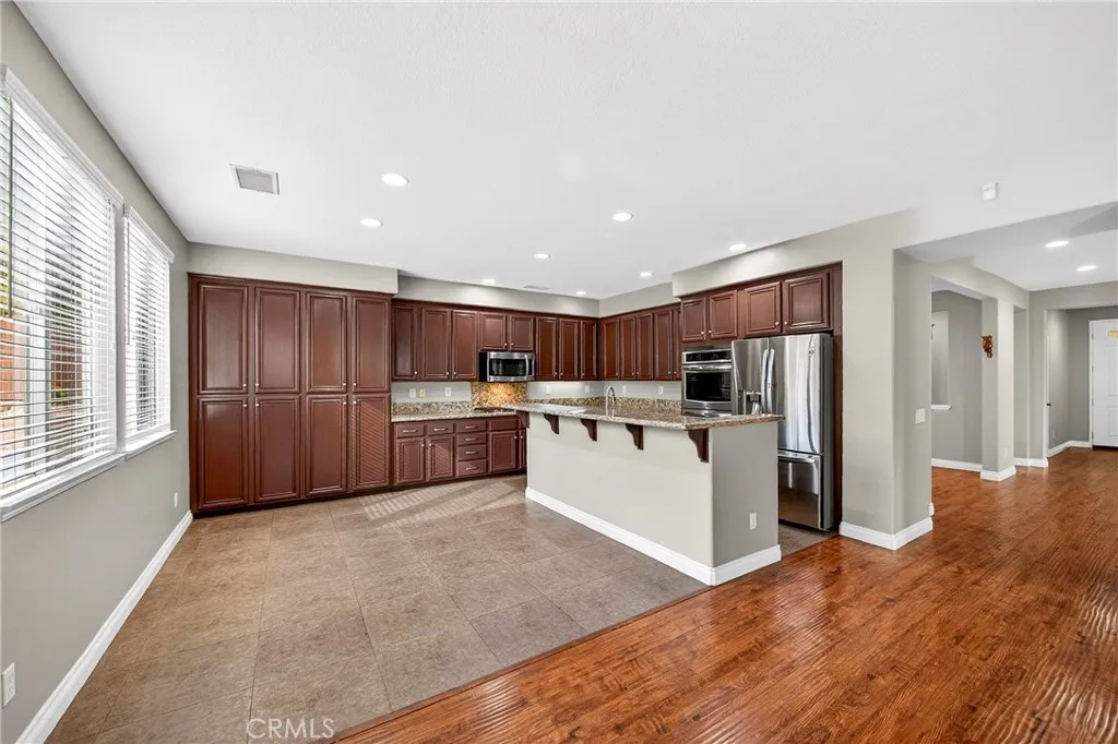1370 Stein Way, Corona, California 92882 home-pic-15