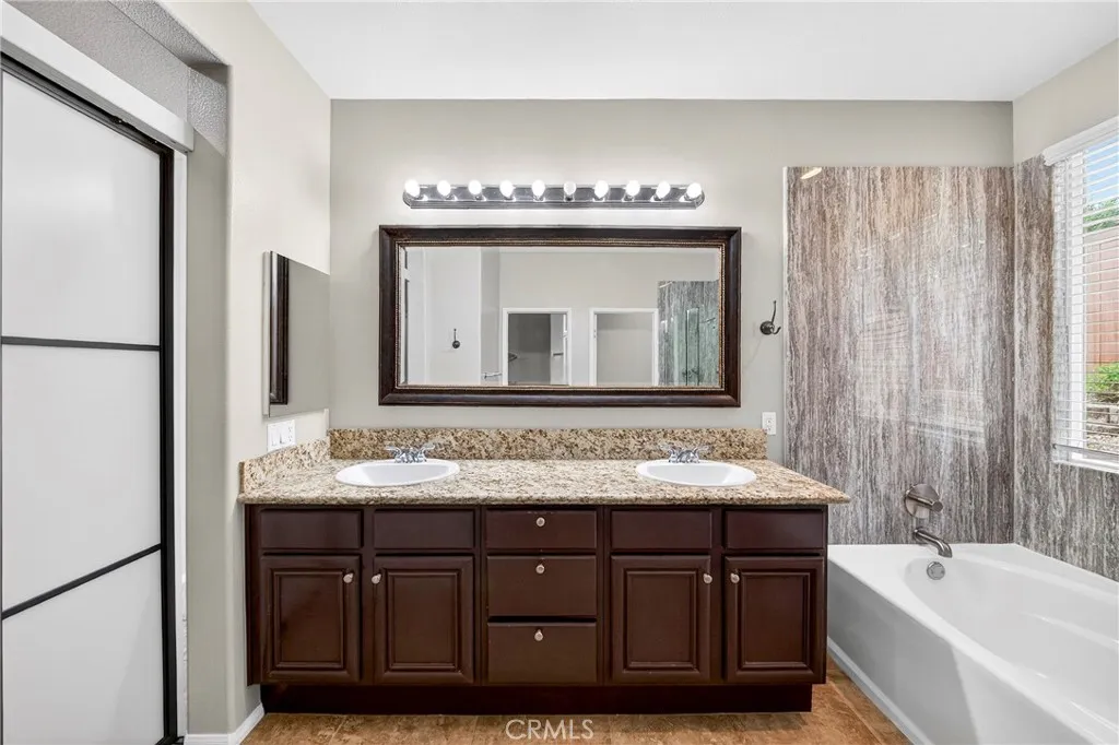 1370 Stein Way, Corona, California 92882 home-pic-22