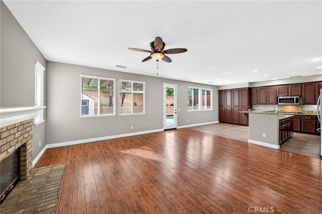 1370 Stein Way, Corona, California 92882 home-pic-11