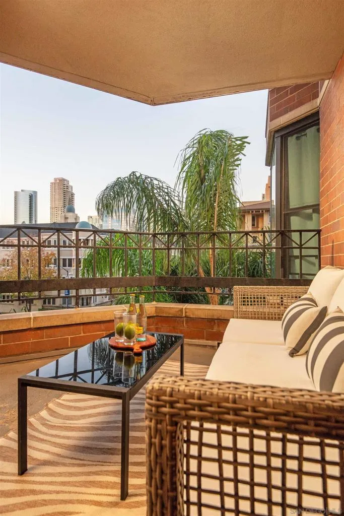 500 W Harbor Drive 413, San Diego, California 92101 home-pic-43