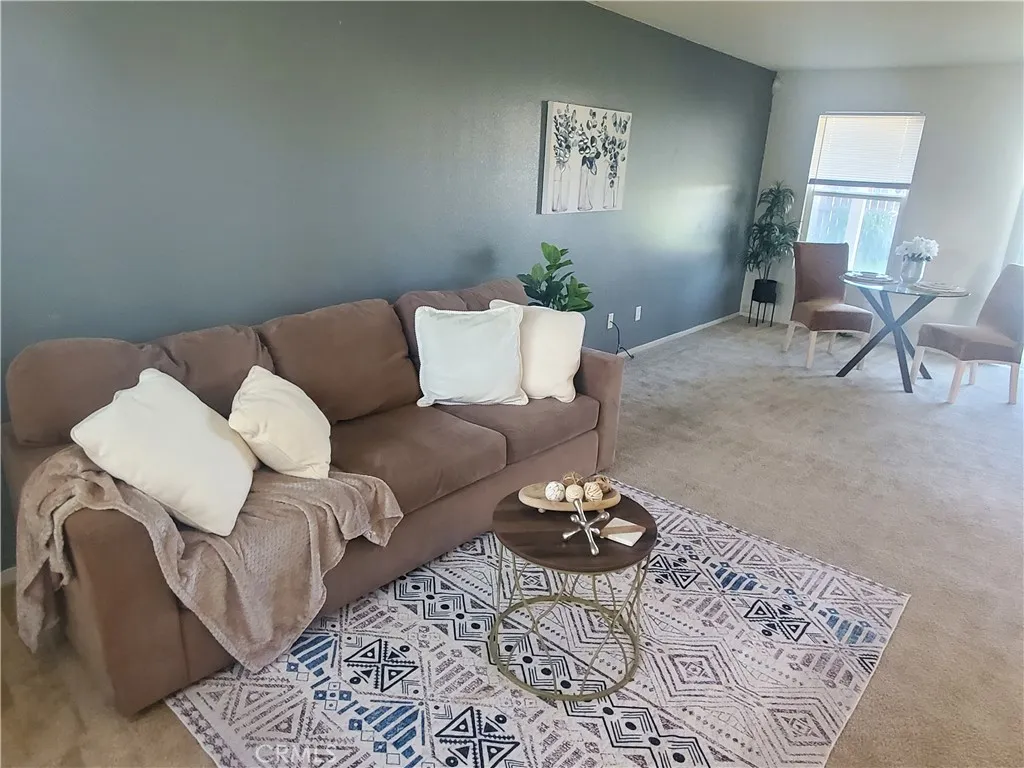 3759 Larkspur, Merced, California 95348 home-pic-6