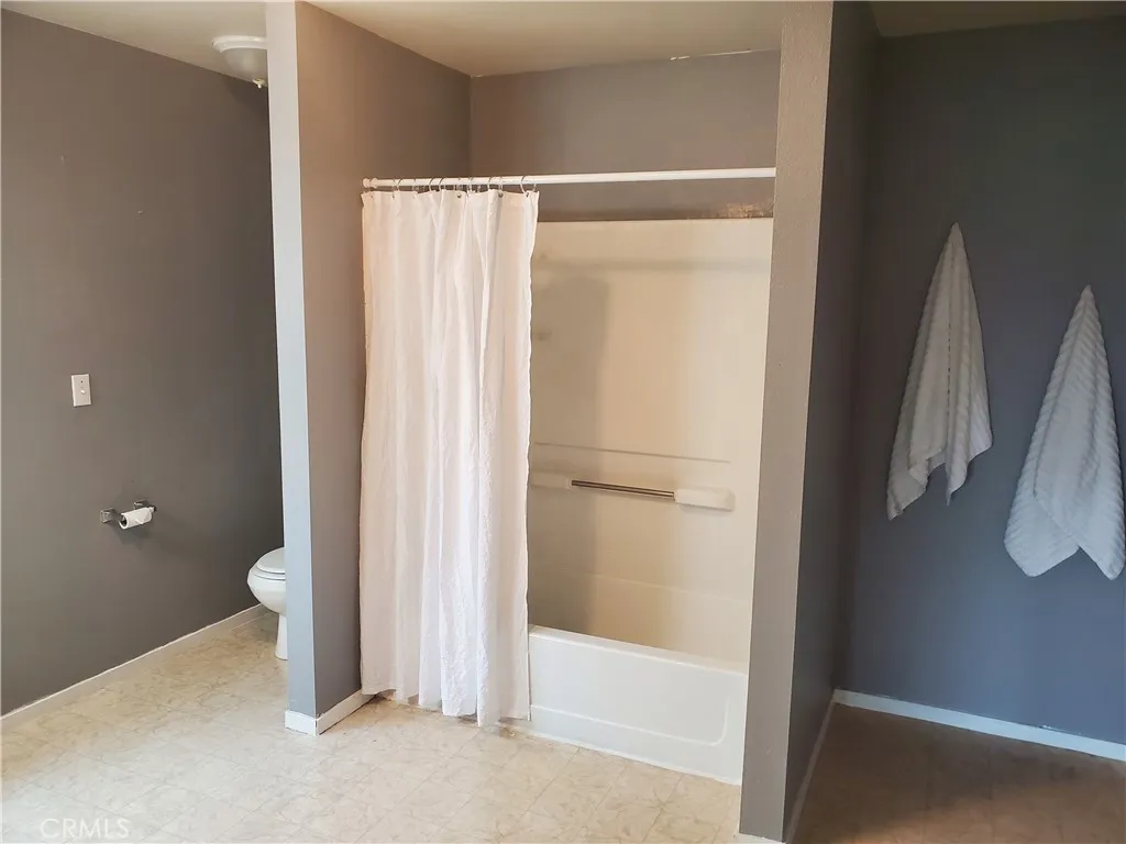 3759 Larkspur, Merced, California 95348 home-pic-17