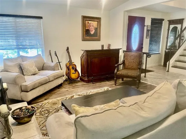 1426 E Tam O Shanter, Ontario, California 91761