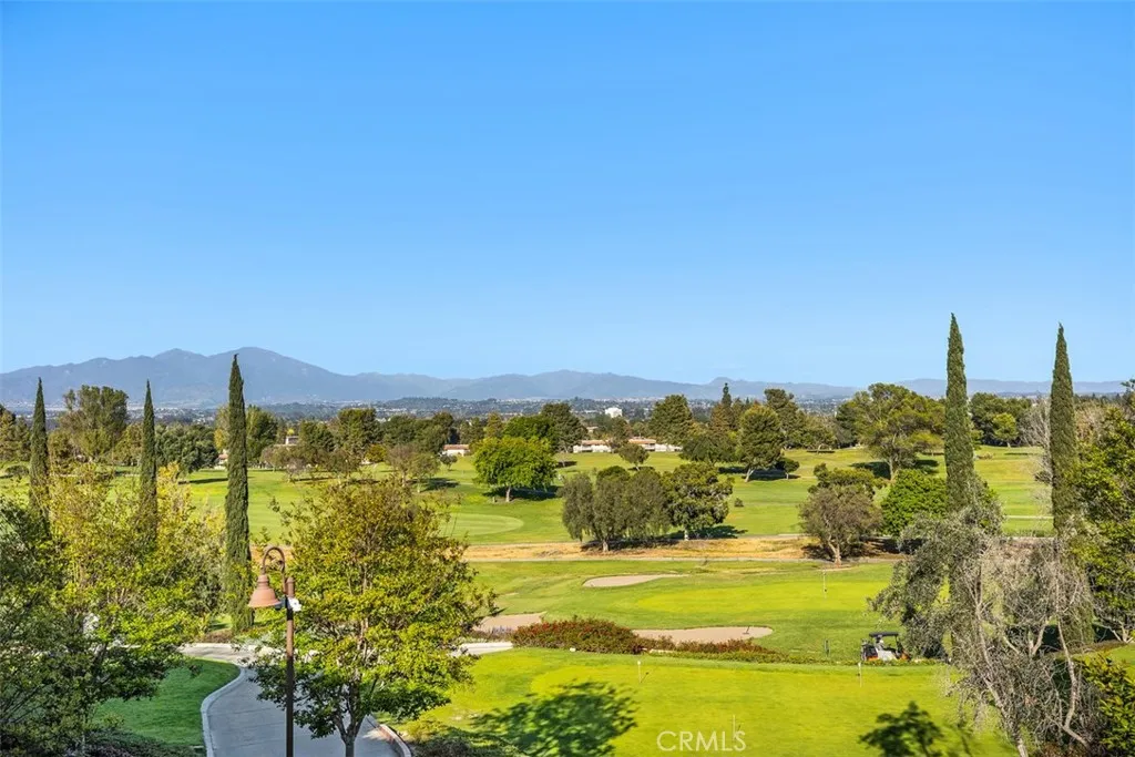 782 Via Los Altos N, Laguna Woods, California 92637 home-pic-39
