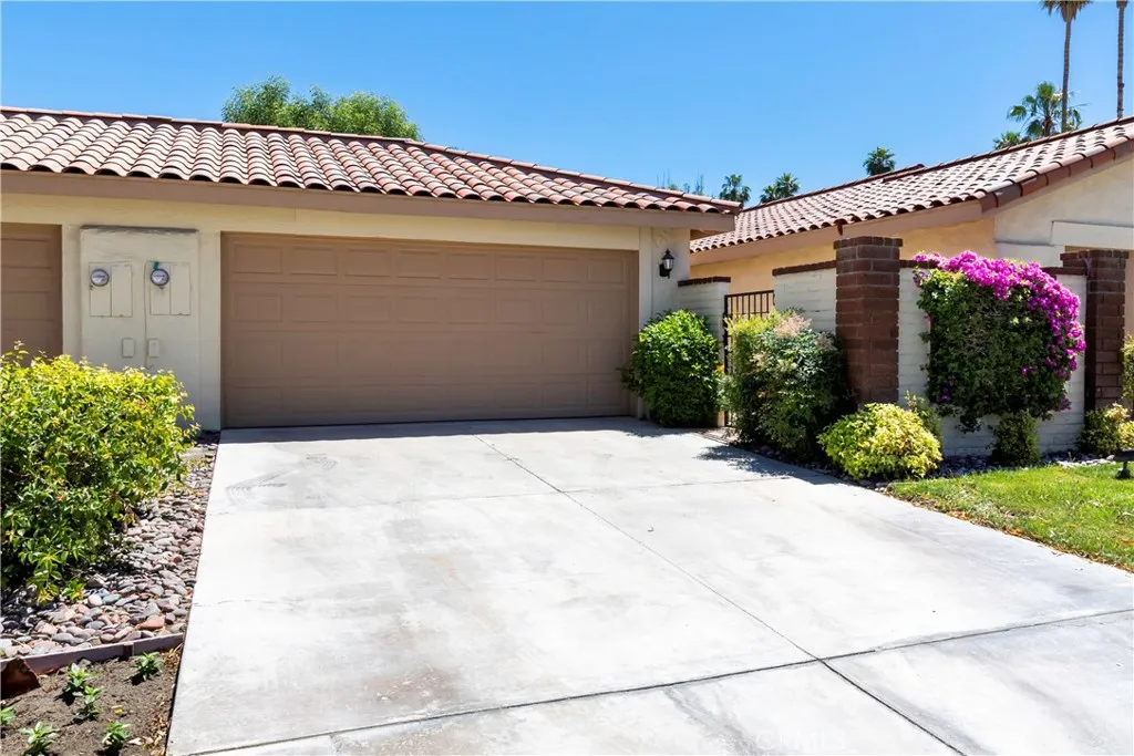 276 Serena Drive, Palm Desert, California 92260 home-pic-43