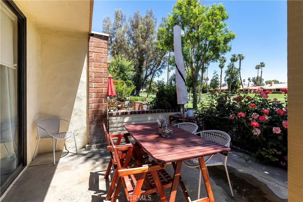 276 Serena Drive, Palm Desert, California 92260 home-pic-38