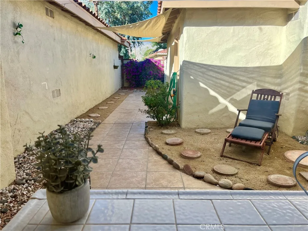 276 Serena Drive, Palm Desert, California 92260 home-pic-42