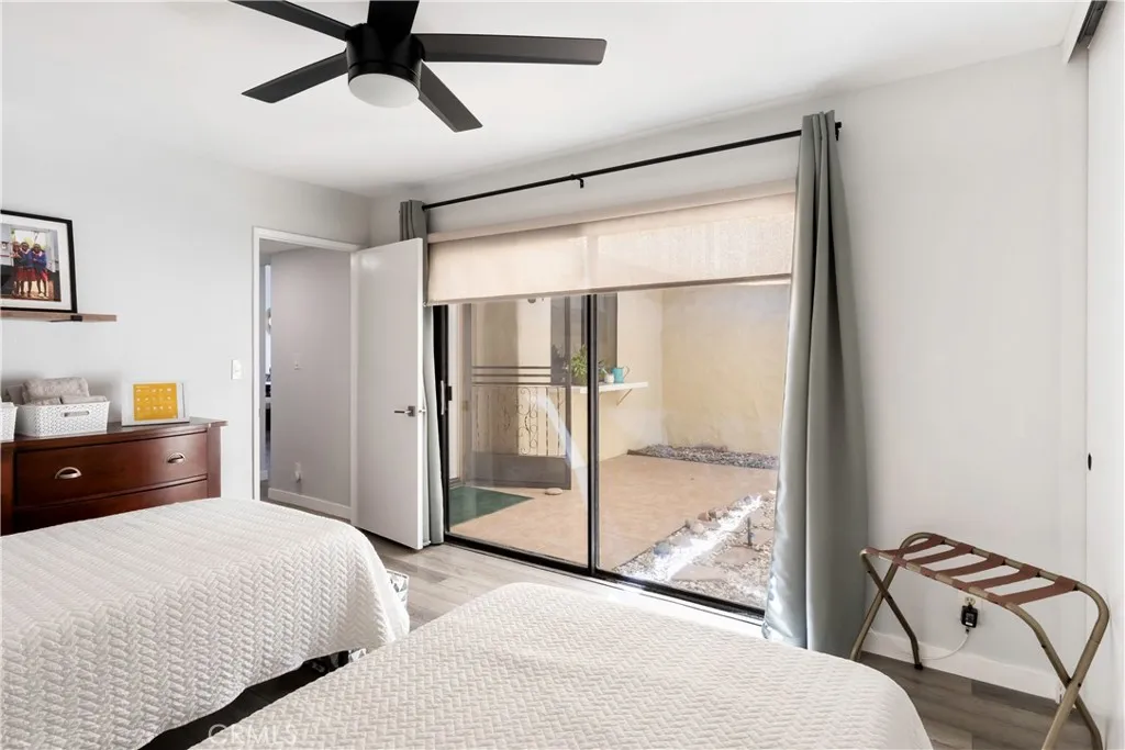 276 Serena Drive, Palm Desert, California 92260 home-pic-16