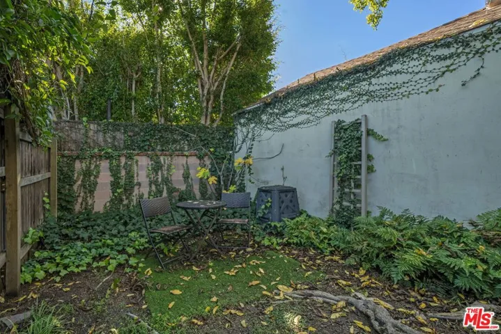 1612 1/2 N Genesee Avenue, Los Angeles, California 90046