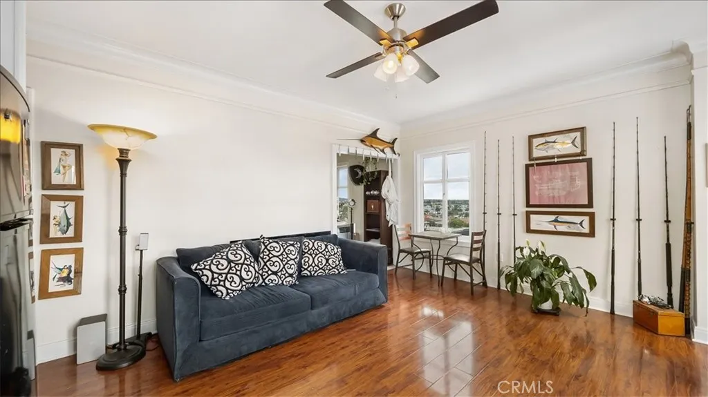 140 Linden, Long Beach, California 90802 home-pic-8