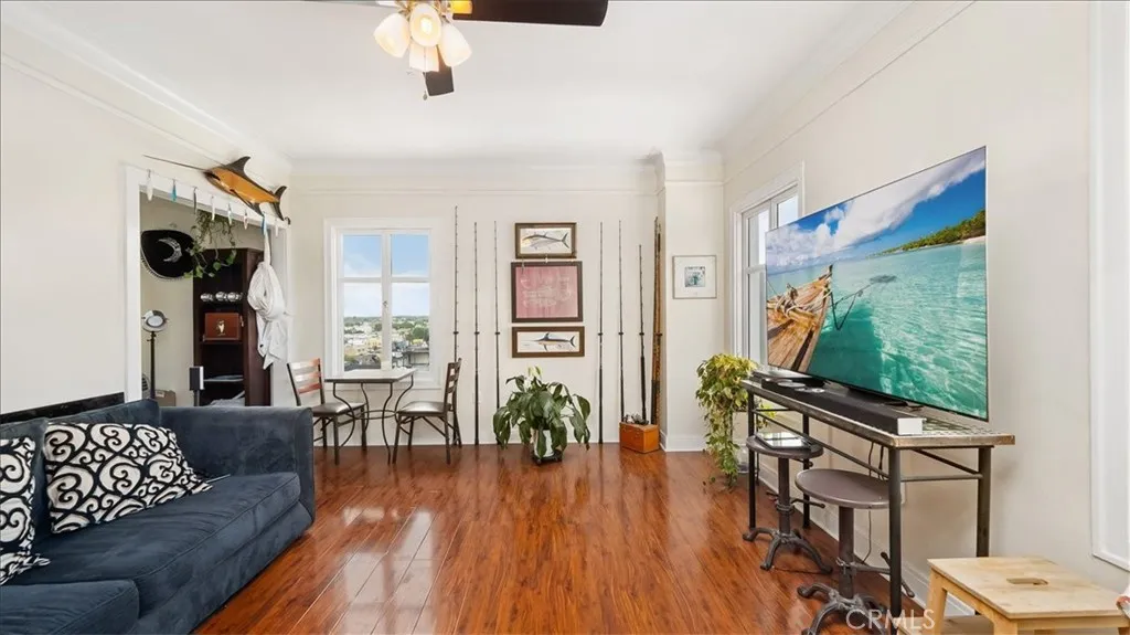 140 Linden, Long Beach, California 90802 home-pic-7