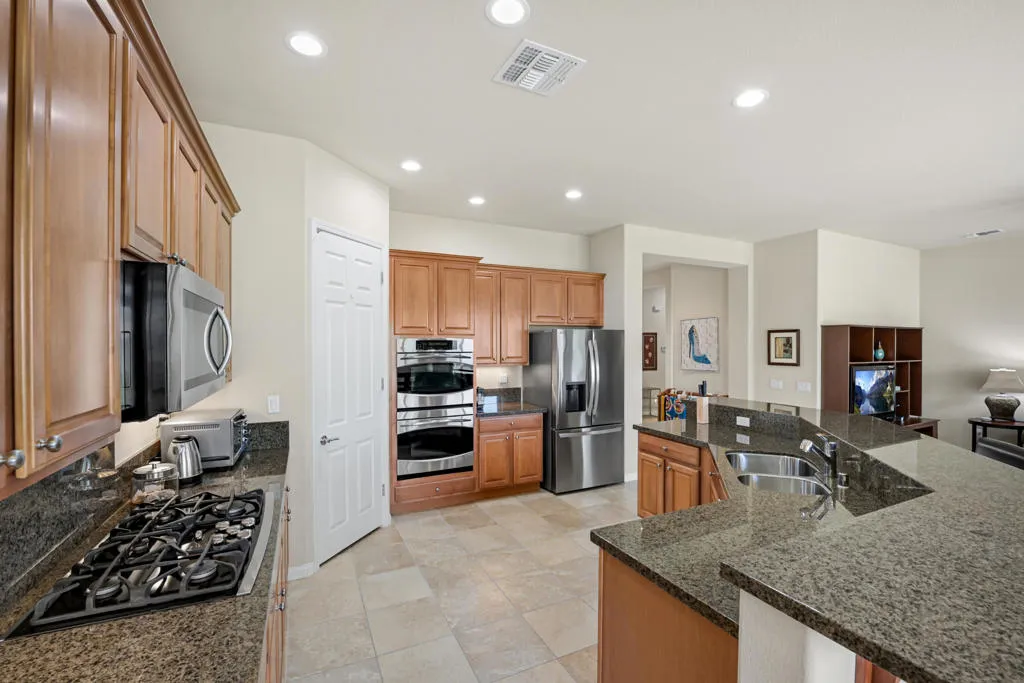81626 Camino Los Milagros, Indio, California 92203 home-pic-6