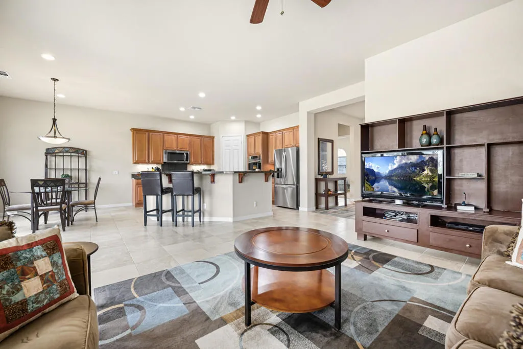 81626 Camino Los Milagros, Indio, California 92203 home-pic-5