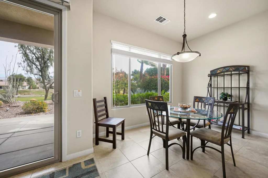 81626 Camino Los Milagros, Indio, California 92203 home-pic-11