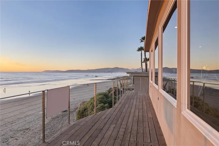 Looking towards Cayucos Pier